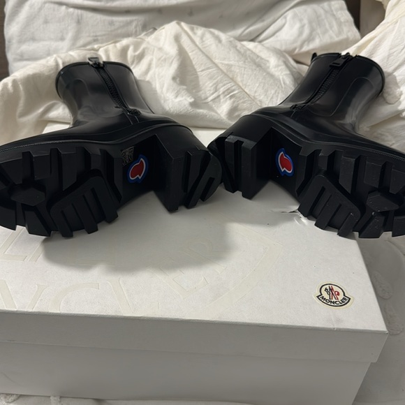 moncler loftgrip rain boot low block heel - Picture 9 of 10